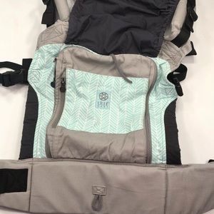 ✴️ EUC Lillebaby Complete All Seasons Baby Carrier